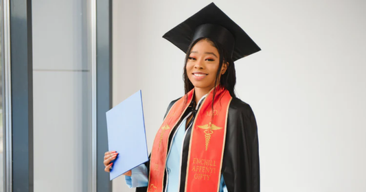 How to Rock Your Graduation Stole on Your Big Day